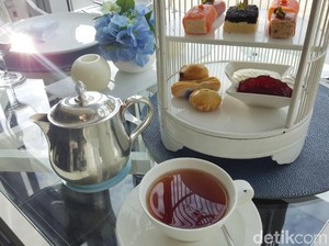 blue 8:  Nikmatnya Menghirup Secangkir Lapsang Souchong di Keriuhan Jakarta