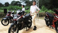 Berbeda dibandingkan pabrikan lainnya, All New Supra GTR150 diklaim mampu melahap seluruh medan. Pool/dok. Honda.