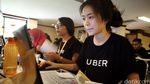 Ribuan Orang Antre Daftar Driver UberMotor