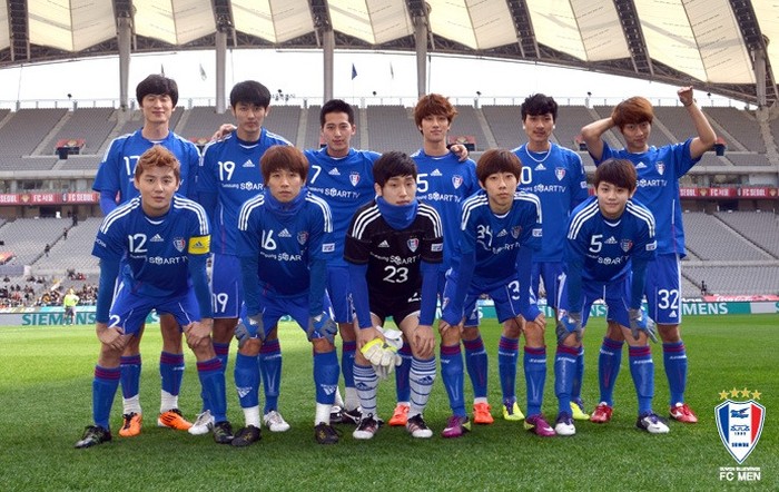 Pertandingan Sepak Bola Selebriti Korea dan Indonesia Digelar di Bekasi