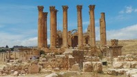 Foto: Kuil Artemis pilarnya lebih kuat dari kuil Zeus. Pilar tersebut didesain untuk bisa tahan gempa (Rachmadin/detikTravel)