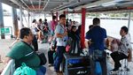 Melihat Keramaian Pasar Wat Arun Bangkok