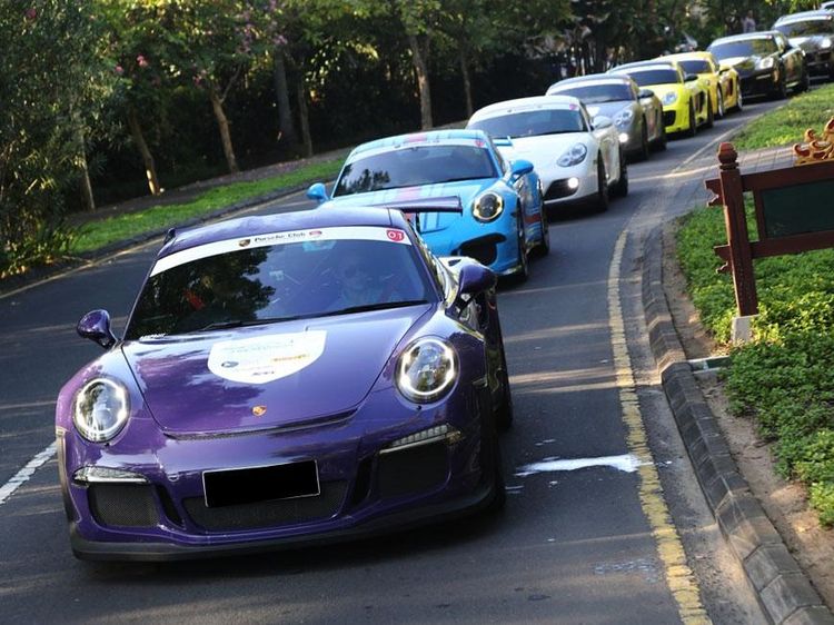 Klub Porsche Jelajahi Bali