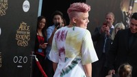 Penampilan Pink di premiere film Alice Through The Looking Glass di Hollywood, California belum lama ini. Frederick M. Brown/Getty Images/detikFoto.