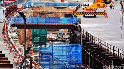 Pengerjaan Proyek MRT Terus Dikebut