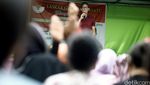 Sandiaga Uno Sapa Warga Menteng Tenggulun