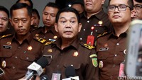 Nasrun tak bisa menyatakan dengan tepat soal sidang perdana Jessica. Menurut Nasrun, umumnya setelah perkara di p-21 akan segera disidangkan dalam waktu 14 hari atau lebih.