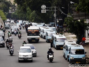 Organda: Nantinya Angkot Kecil di Jalan Protokol Diganti Bus