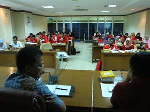 Senator Ajak Mahasiswa UNHAS Kritis Dan Beretika