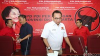 Pertemuan dilakukan di ruang aula di lantai 3 gedung DPD PDIP DKI di Tebet, Jakarta, Kamis (26/5/2016).