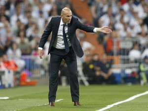 Zidane Sebut Larangan Transfer untuk Madrid Absurd