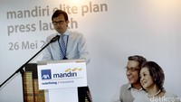 Mandiri Elite Plan melengkapi portofolio produk asuransi yang saat ini sudah dimiliki oleh AXA Mandiri sebagai bancassurance nomor 1 di Indonesia, dan merupakan produk asuransi jiwa dan investasi jangka panjang yang diprioritaskan bagi nasabah dengan profil keuangan yang sudah mapan.