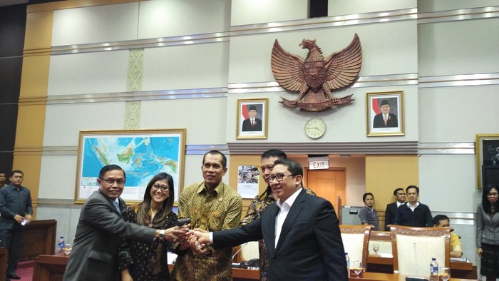 Mahfudz Siddiq Resmi Lengser dari Kursi Ketua Komisi I DPR