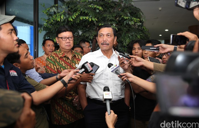 Luhut Ajak Sejumlah Profesor Godok Revisi UU Minerba