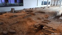 Selain diorama pembangunan pagoda, banyak hal menarik lainnya yang bisa dilihat dalam museum. Seperti penggalian situs Kuil Baoen yang runtuh dan terpendam (Rizal/detikTravel)