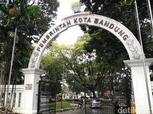 PNS Bandung Pulang Lebih Cepat Selama Ramadan