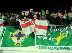 Bentrok Antarsuporter di Nice, Ultras Lokal Serang Suporter Irlandia Utara dan Polandia