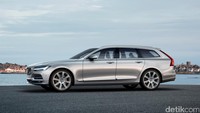 Mobil ini mengusung mesin 2.0 liter 4 silinder yang dikawinkan dengan turbocharger dan supercharger. Daya yang dikeluarkan sebesar 316 tenaga kuda yang dirasakan pengemudi pada putaran 5.700 rpm dan torsi mencapai 295 lb-ft, yang dikawinkan dengan 8 percepatan.  
