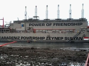 Melihat dari Dekat Kapal Genset Raksasa Asal Turki