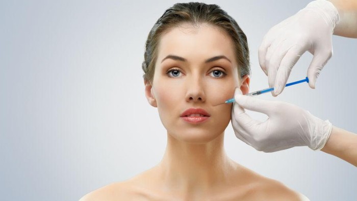 Ilustrasi operasi plastik. (Foto: Thinkstock) Ilustrasi operasi plastik. (Foto: Thinkstock)