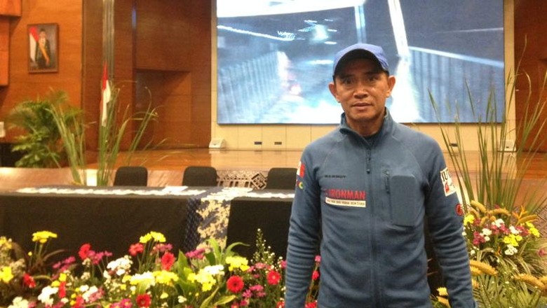 Kutub Utara Sudah, Hendra Wijaya Akan Jelajahi Kutub Selatan dengan Berlari Kutub Utara Sudah, Hendra Wijaya Akan Jelajahi Kutub Selatan dengan Berlari