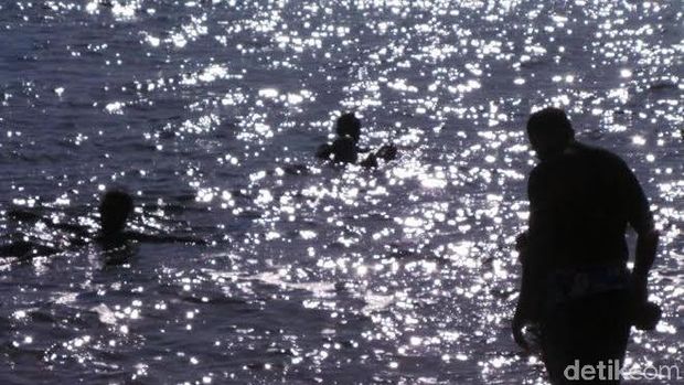 Walau disebut laut, tapi Laut Mati adalah sebuah danau (Madin/detikTravel)