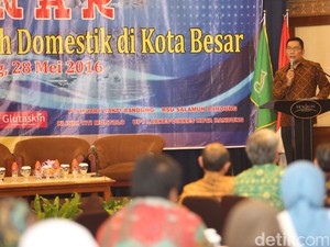 Ajak Warga Peduli Kesehatan Lingkungan, Seribu Sanitarian Kepung Bandung