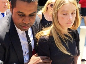 Amber Heard Ungkap Detail Dugaan KDRT Johnny Depp