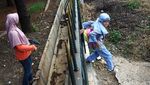 JPO Berbayar, Warga Pilih Lewat Jalur Tikus