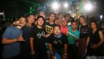 Partygoers Berpesta Bareng Dimitri Vegas