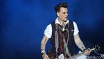 Digugat Cerai, Johnny Depp Tetap Asyik Manggung di Jerman