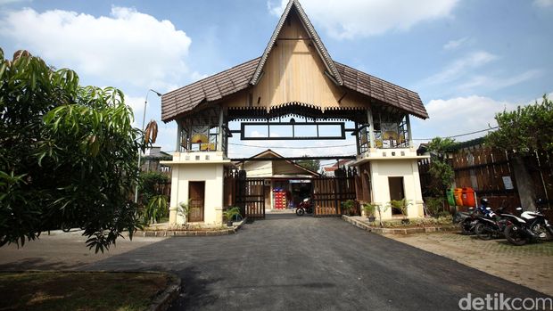 Pintu masuk Setu Babakan