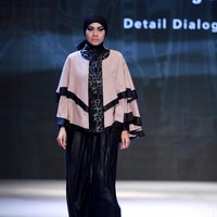 Sessa Red Label by monika Jufry detail Dialogue Muslim Fashion Festival 2016 at Plaza Selatan, Istora Senayan. Jakarta. [Foto: Mohammad Abduh/Wolipop]