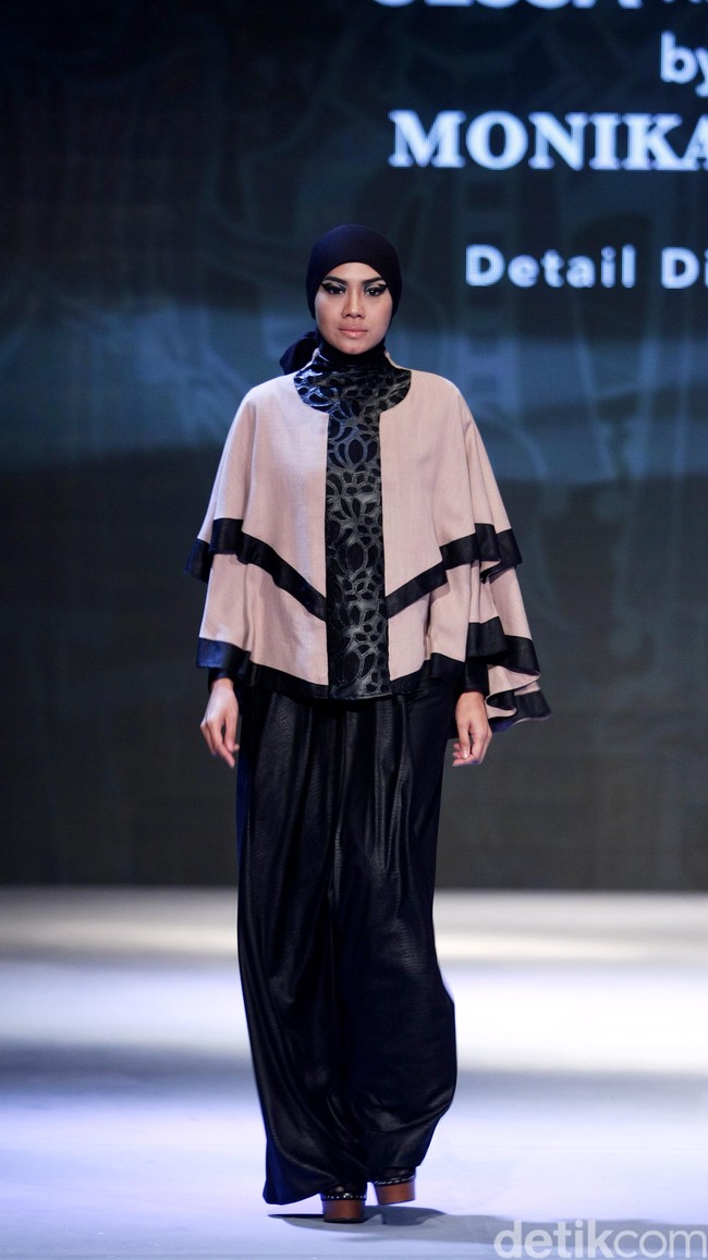 Sessa Red Label by monika Jufry detail Dialogue Muslim Fashion Festival 2016 at Plaza Selatan, Istora Senayan. Jakarta. [Foto: Mohammad Abduh/Wolipop]
