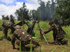 Duterte Diprotes Perpanjang Darurat Militer di Mindanao