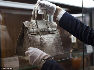 Ini Keuntungan Jual-Beli Tas Branded Bekas