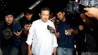 A Hasanudin diperiksa sebagai saksi untuk tersangka Andi Taufan Tiro dalam kasus korupsi di Kementrian Pekerjaan Umum dan Perumahan Rakyat (PUPR).
