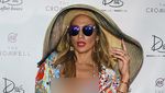 Jennifer Lopez Seksi Party Bareng Pacar