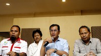 Wakil Ketua Komite Olimpiade Indonesia (KOI), Muddai Madang, didampingi pengurus KOI saat menyampaikan hal tersebut di Jakarta, Selasa (31/05/2016).