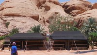 Foto: Salah satu penginapan yang dapat menjadi pilihan saat traveling ke Yordania adalah Captains Desert Camp. Lokasinya di Gurun Wadi Rum (Madin/detikTravel)