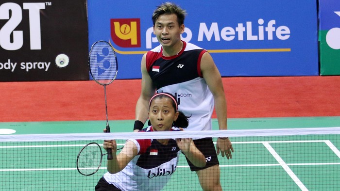 Riky/Richi dan Ronald/Melati Lolos, Edi/Gloria Kandas