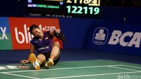 Pemain asal Denmark ini menghentikan perjalanan Linda di BCA Indonesia Open Super Series Premier 2016 lewat pertarungan rubber game, (21-12, 18-21, 21-19).