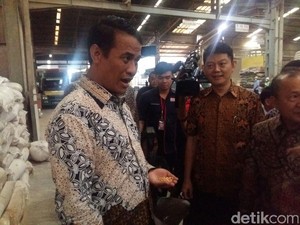 Mentan Ingin Ubah Image Daging Ayam: Lebih Bergizi Ketimbang Sapi
