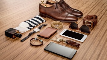 Ponsel ini membawa tampilan khas Xperia. Berdesain simpel namun memiliki kesan premium. Foto: sony mobile