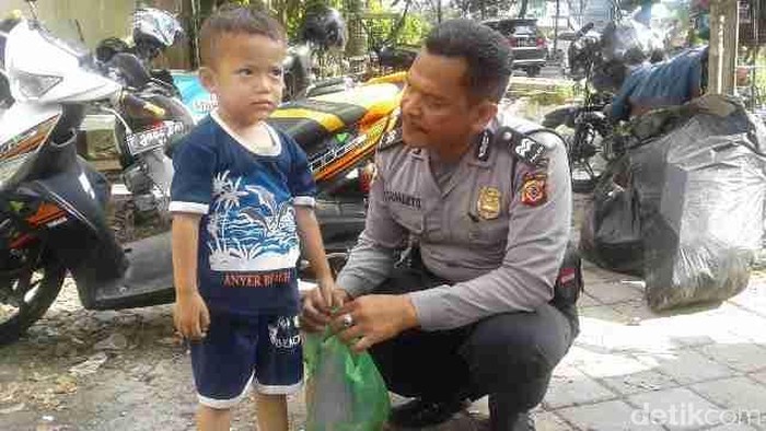 Ikuti Ayahnya Naik Angkot, Bocah 3 Tahun di Bogor ini Sempat Tersesat