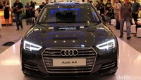 Harganya dibanderol mulai Rp 900 juta. 2 Tipe Audi A4 itu adalah All New Audi A4 2.0 TFSI dibanderol Rp 900 juta (on the road), dan Audi A4 TFSI Quattro Rp 1,2 miliar.