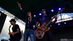 Kenangan Manis dari Slank untuk Atambua