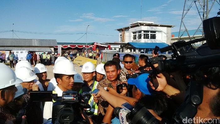 Resmikan Proyek Listrik di Bangka, Jokowi: Jangan Ada Byar-Pet Lagi