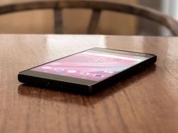 Sony Xperia E5 Tampil Menawan