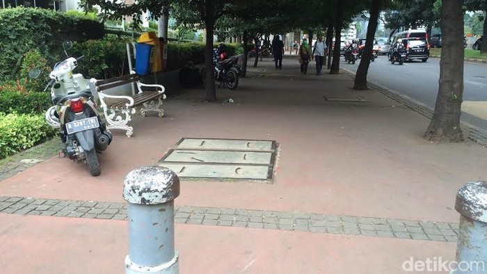 Trotoar di Sudirman-Thamrin akan Diperlebar Bulan Depan